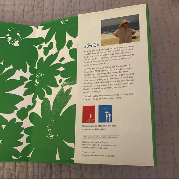 ♠️SALE♠️ Kate Spade Style book - Picture 6 of 6